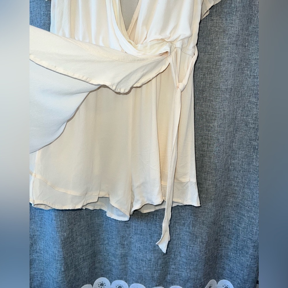 Hem & Thread Romper large - Picture 4 of 6
